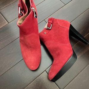 LONGCHAMP NEW Red Suede Booties Size 8.5 39 Euro